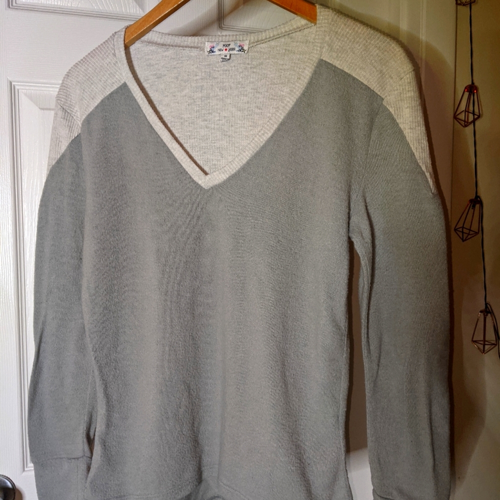 Long Sleeve V-Cut Tee